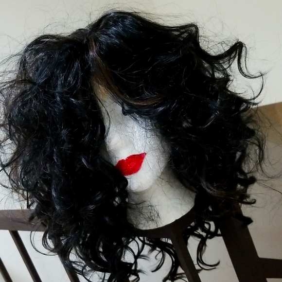 Fashion Wig (Lace Front) - Picture 2 of 12